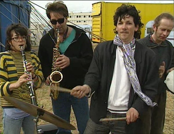 Les plume font leur cirque